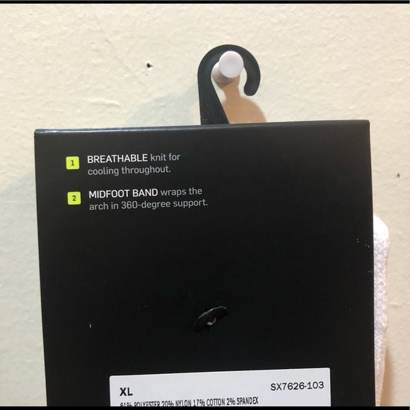 Nike Elite Basketball Socks, Crew, 1 Pair, Various Sizes - Picture 12 of 16